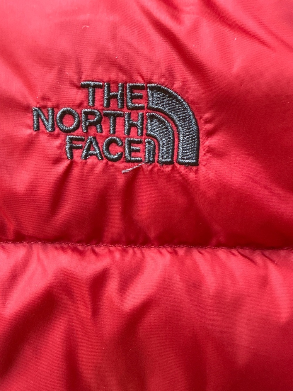 The North Face 550 Puffer Jacket size large 14/16 red youth - Picture 3 of 5